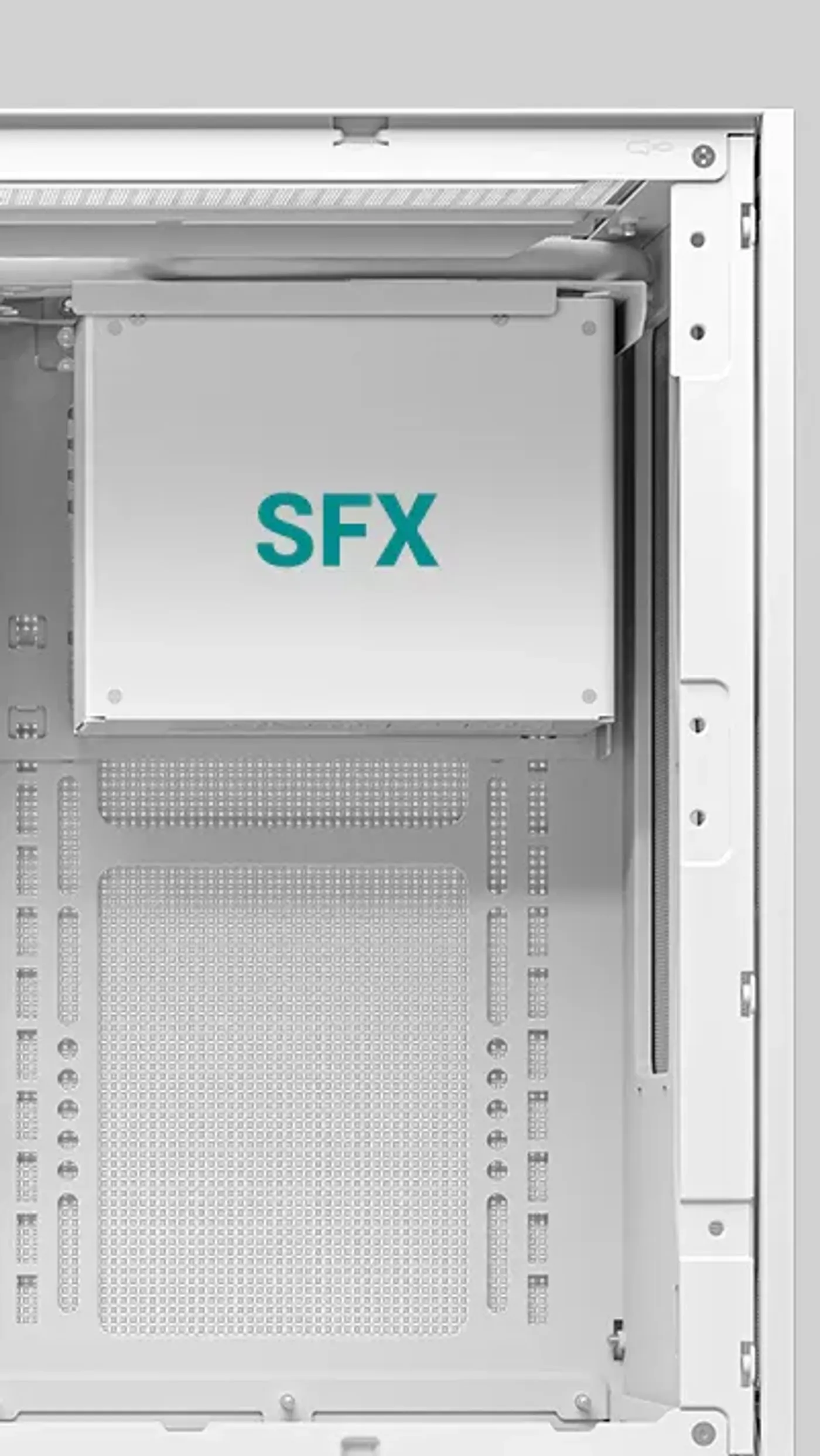 Interior of CH260 WH case showing ample GPU space