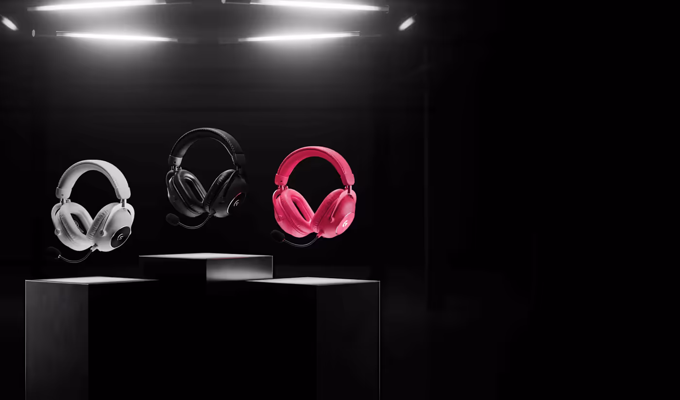 Gaming headset showing wireless Bluetooth and wired connections