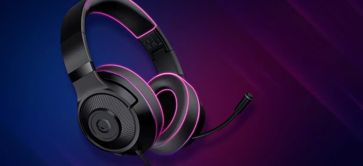 Comfortable PU leather cushions and lightweight 245g headset design