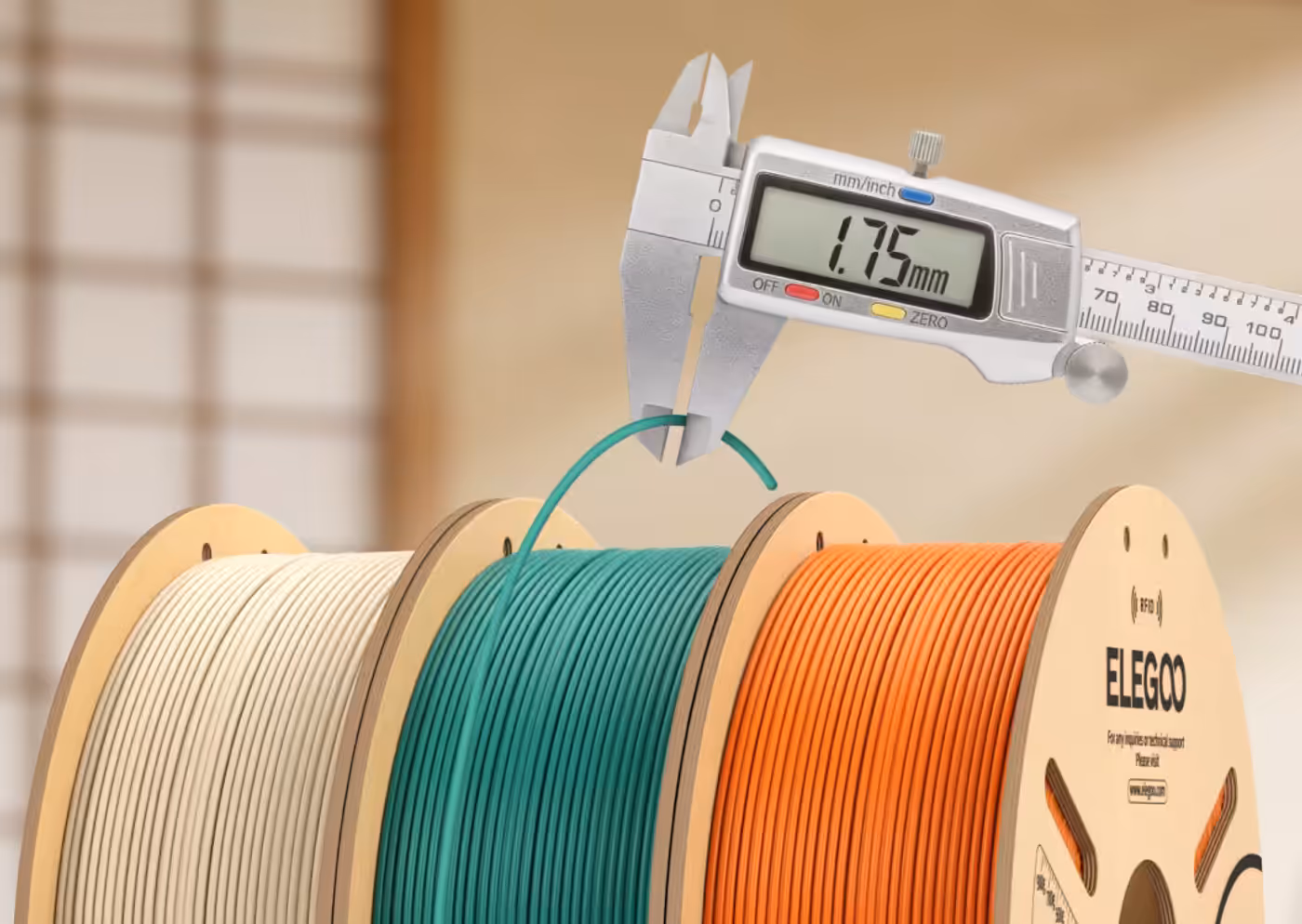 Close-up of 3D print demonstrating dimensional accuracy with +/- 0.02 mm tolerance