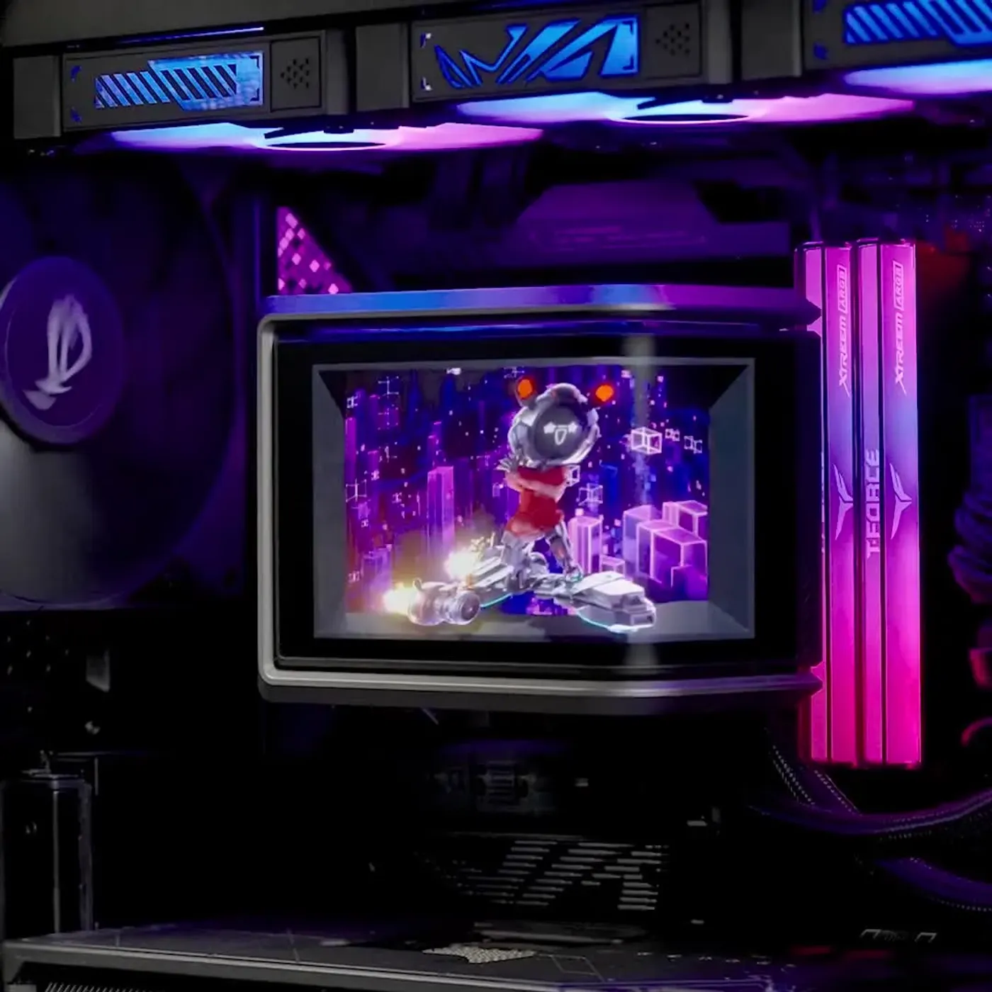 Curved display demonstrating naked-eye 3D video effects on the module