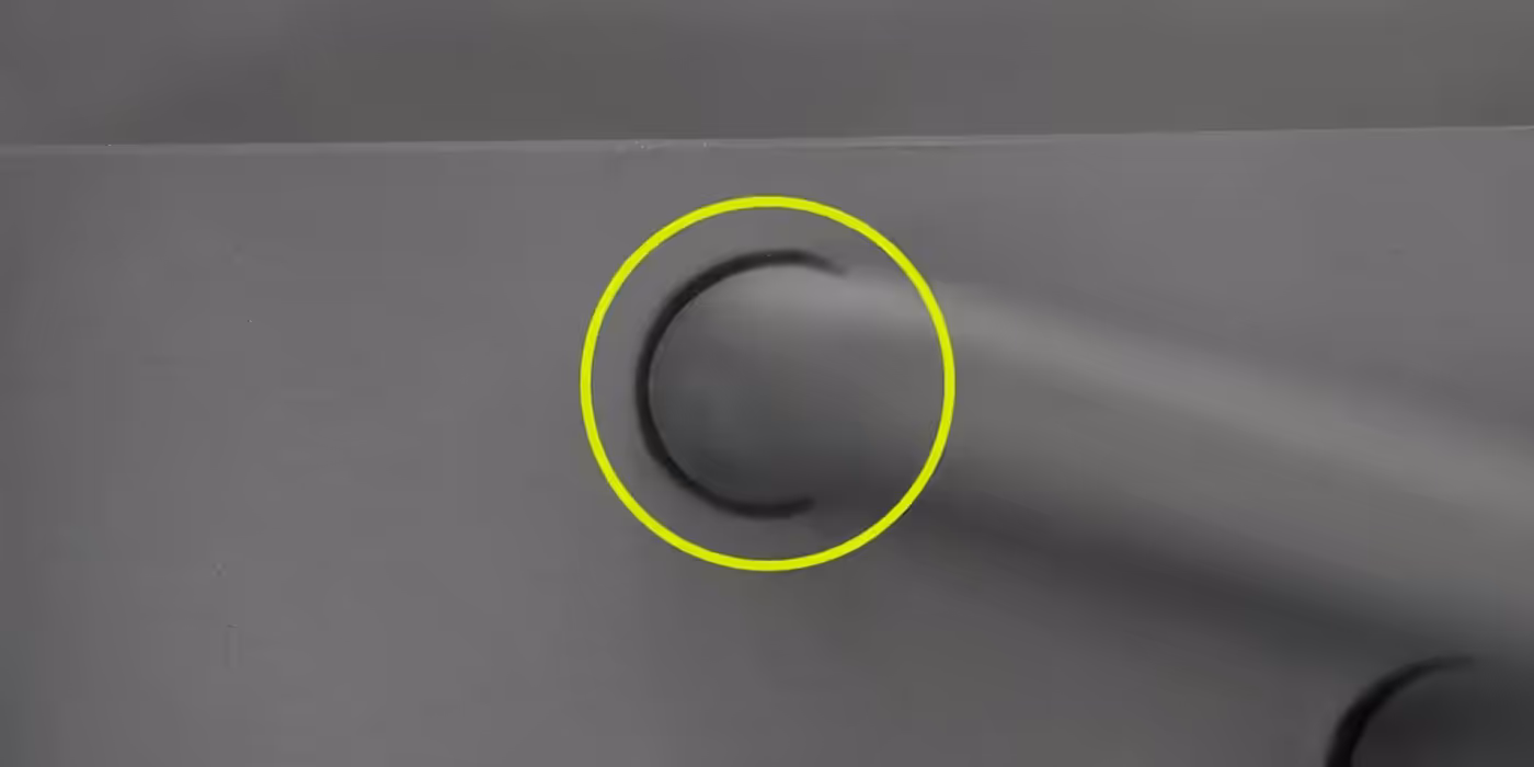 Comparison between standard soldering and precision void-free reflow soldering for better heat transfer