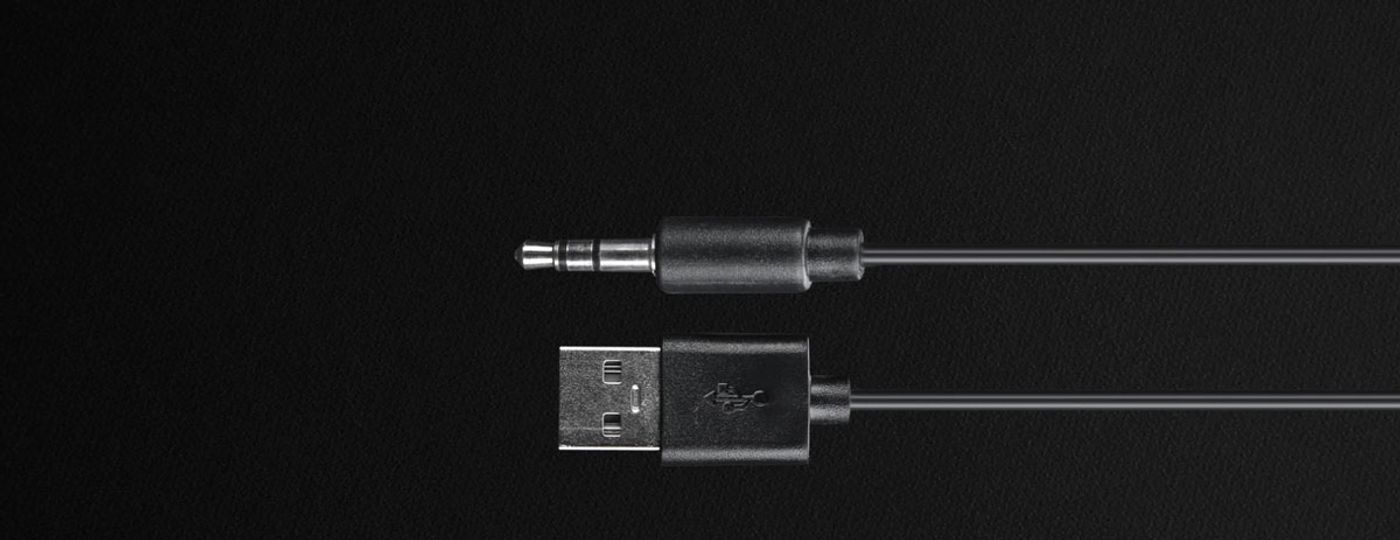 Simple USB and 3.5mm AUX plug and play setup for speakers
