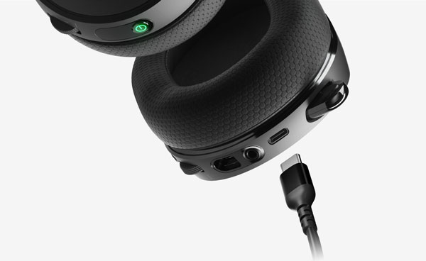 SteelSeries Arctis 7+ Wireless Gaming Headset in Action
