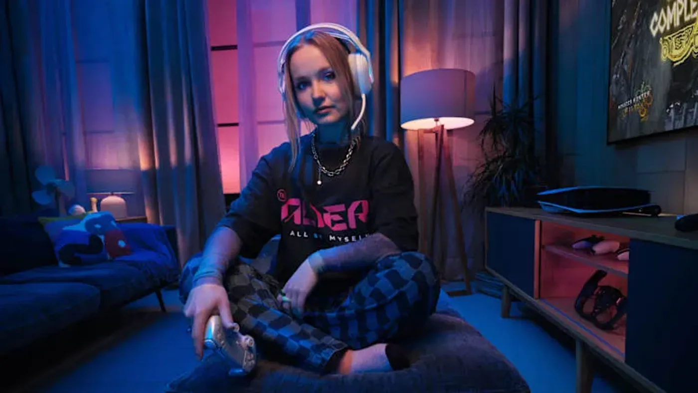 Astro A20 X with 24 bit LIGHTSPEED wireless technology for high-fidelity audio
