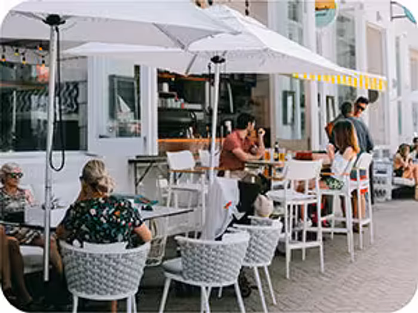 High-speed internet for temporary event booths