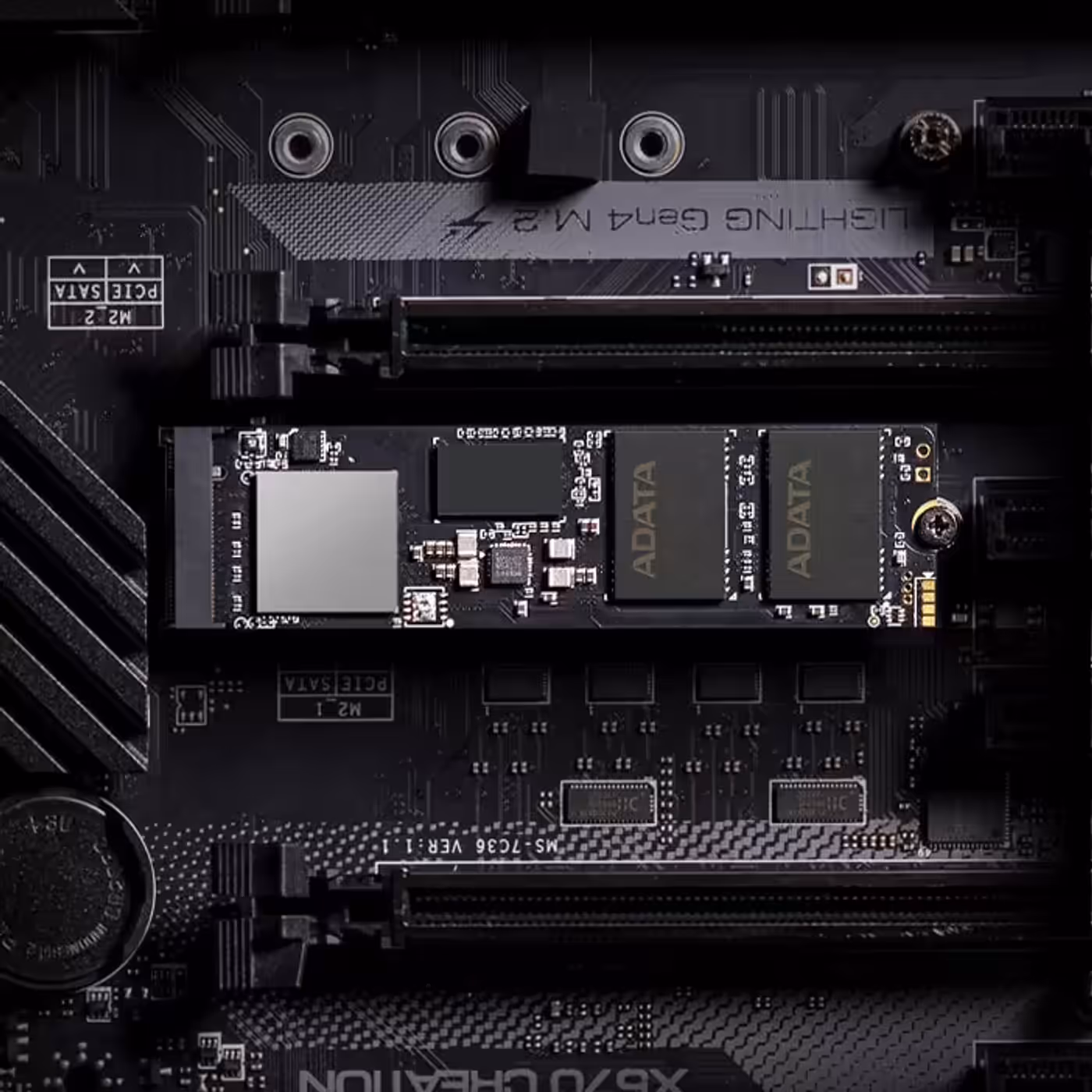 XPG GAMMIX S70 BLADE SSD showing PCIe Gen4 speeds and heatsink