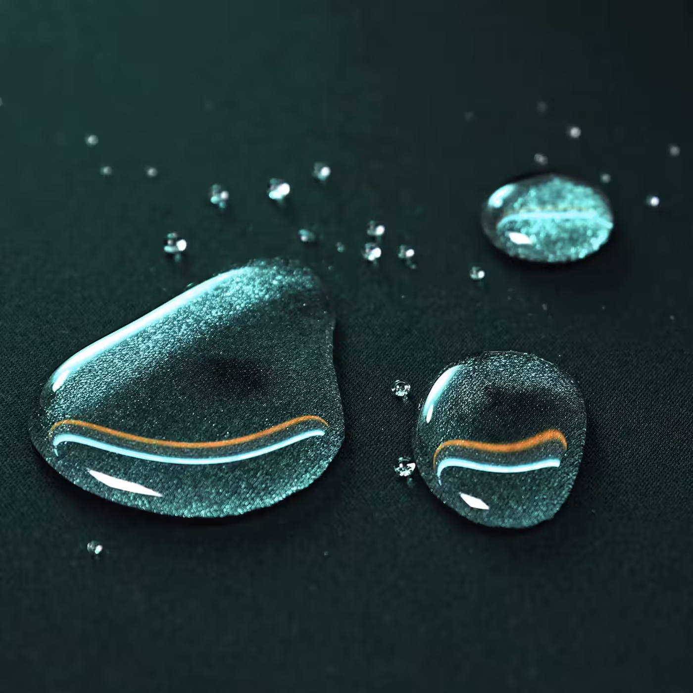 Water-resistant mousepad surface with easy-clean properties