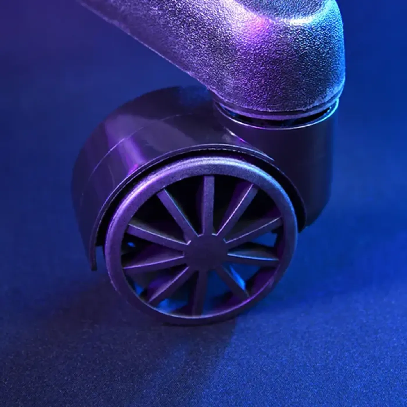 Side view of Arozzi Avanti chair showing support features