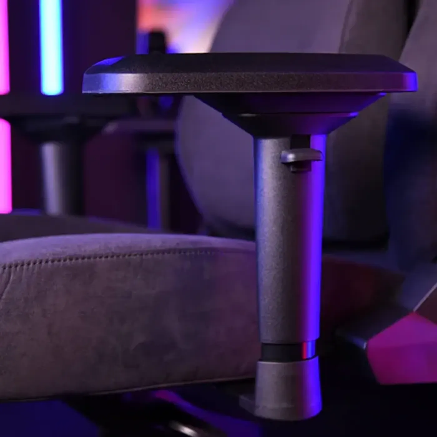 4D armrests customizable ergonomic support