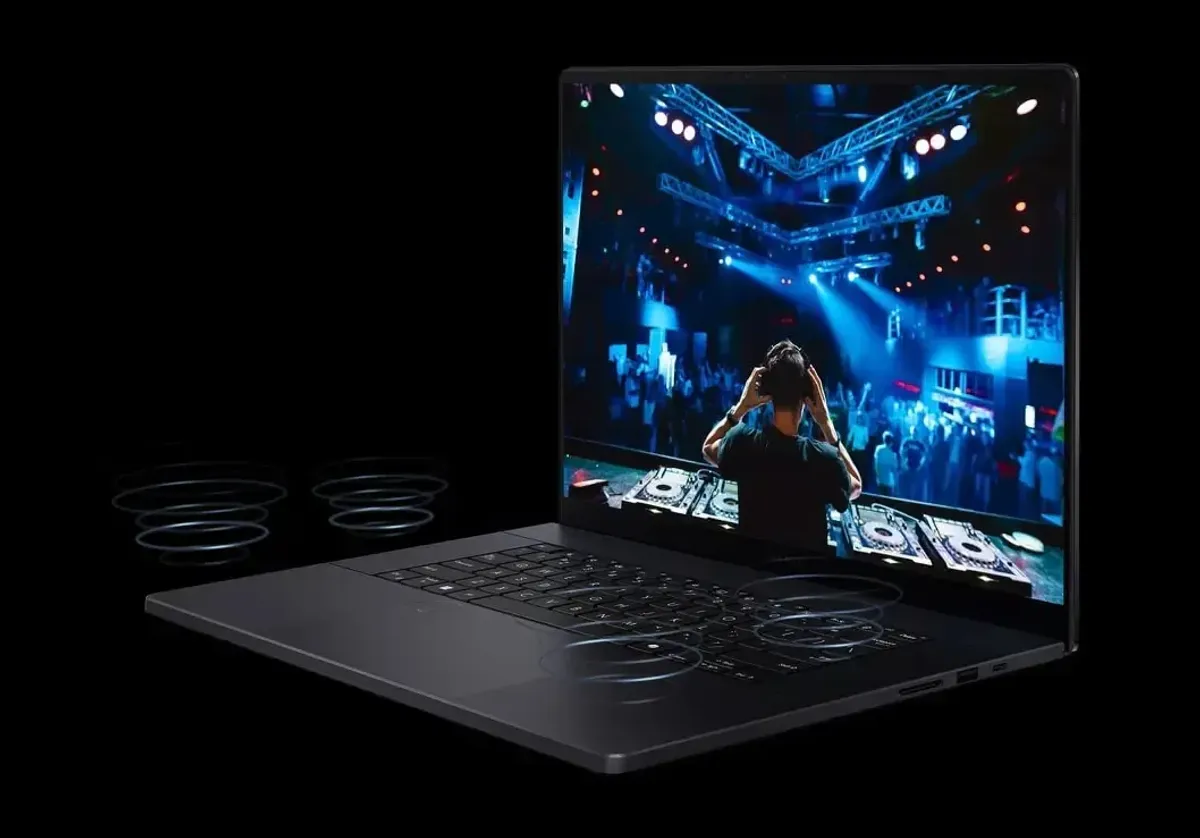 Multi-speaker audio system delivering immersive sound