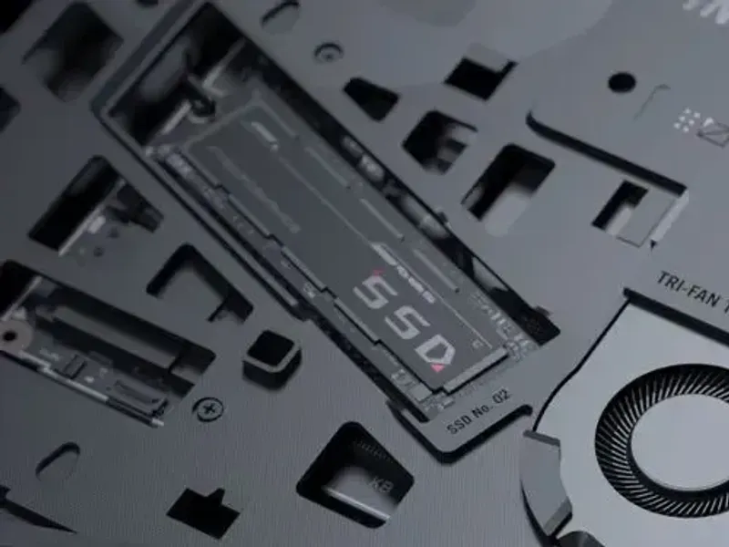 High speed PCIe storage slots with Q-latch mechanism