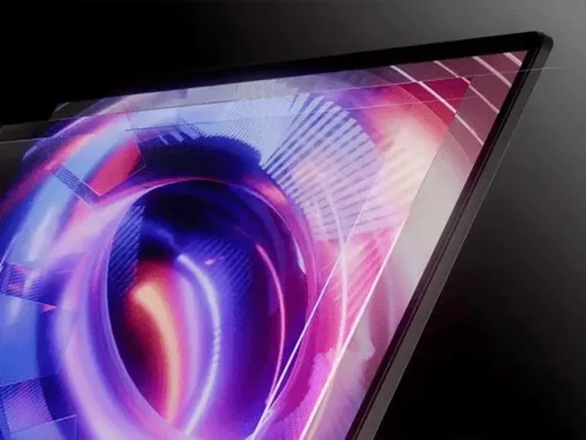 Display featuring ACR film for reduced reflections and enhanced visual contrast