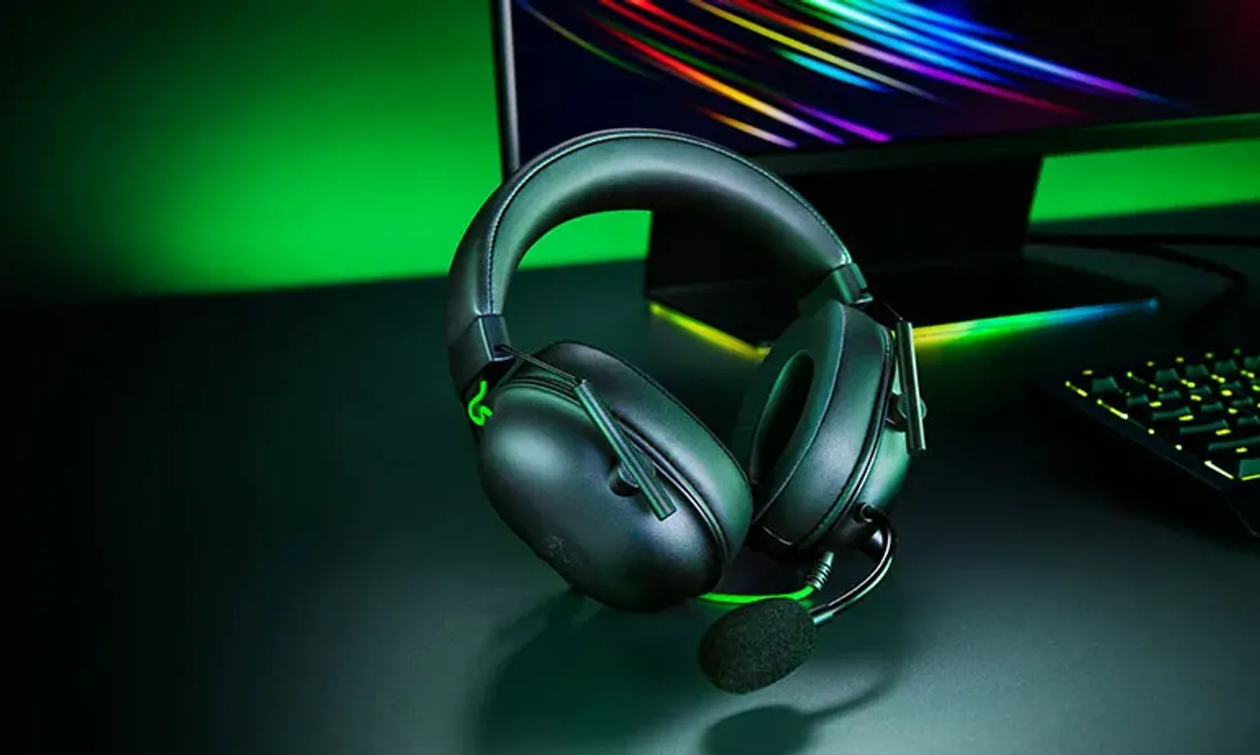 Razer BlackShark V2 X esports gaming headset with professional-grade audio