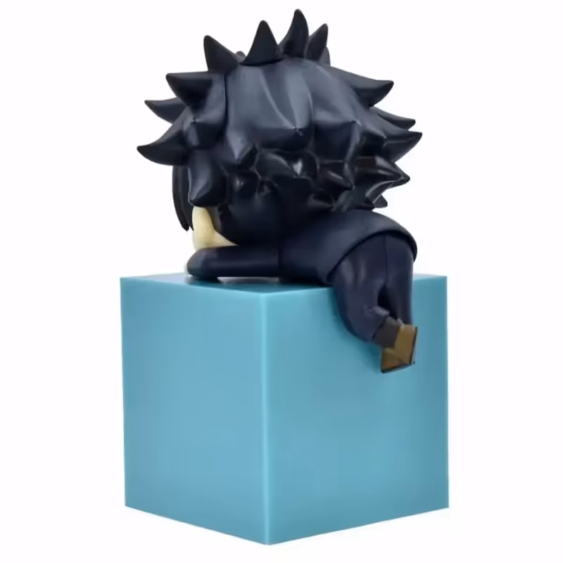 Chibi figure of Nobara Kugisaki shown alongside the rest of the set