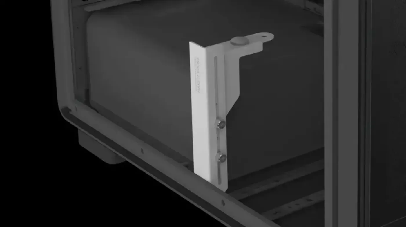 Cooler Master MF600M Mesh ARGB GPU support bracket and installation layout