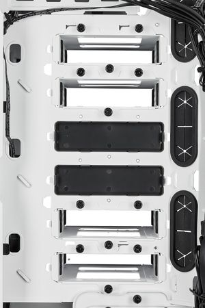 Corsair Carbide Series 678C Gaming Case White - Best Deal - South Africa - image 11