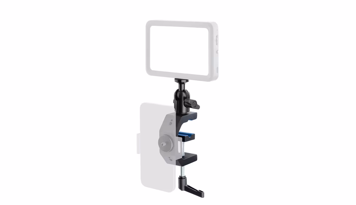 Corsair Elgato Heavy Clamp seen from the front with its ball head fitted