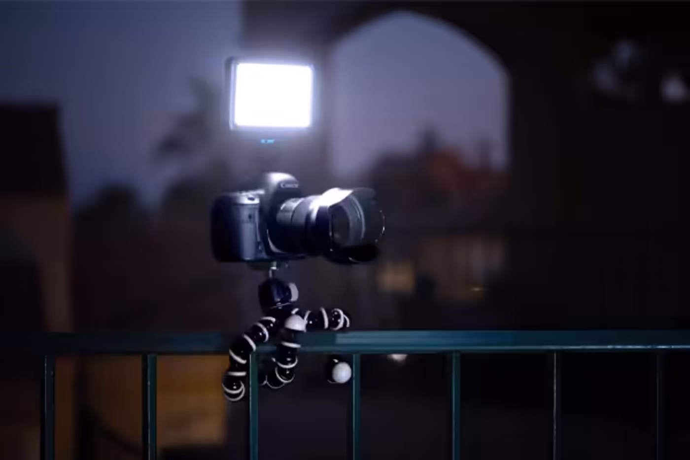Key Light Mini mounted next to a camera using its standard thread