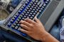 corsair-k63-wireless-gaming-lapboard-1000px-v1-0022.jpg
