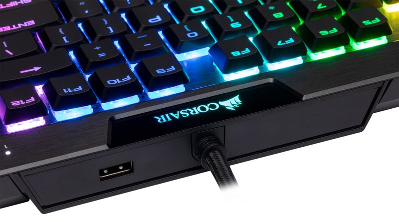 corsair-k70-mk-2-rgb-low-profile-gaming-keyboard-1000px-v1-0015.jpg