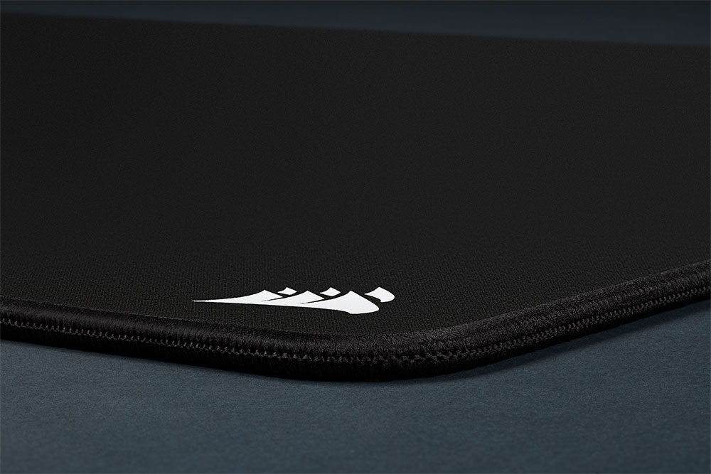 corsair-mm350-pro-mouse-pad-extended-xl-black-1000px-v1-0004.jpg