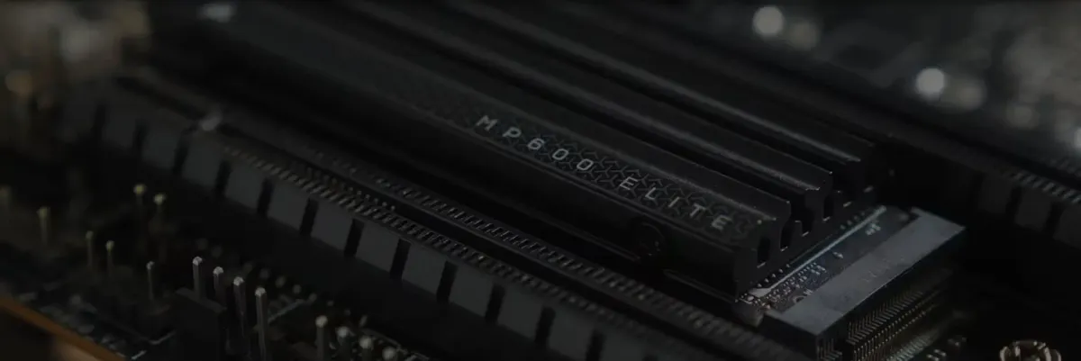 Corsair MP600 Elite 2TB NVMe SSD - Desktop View