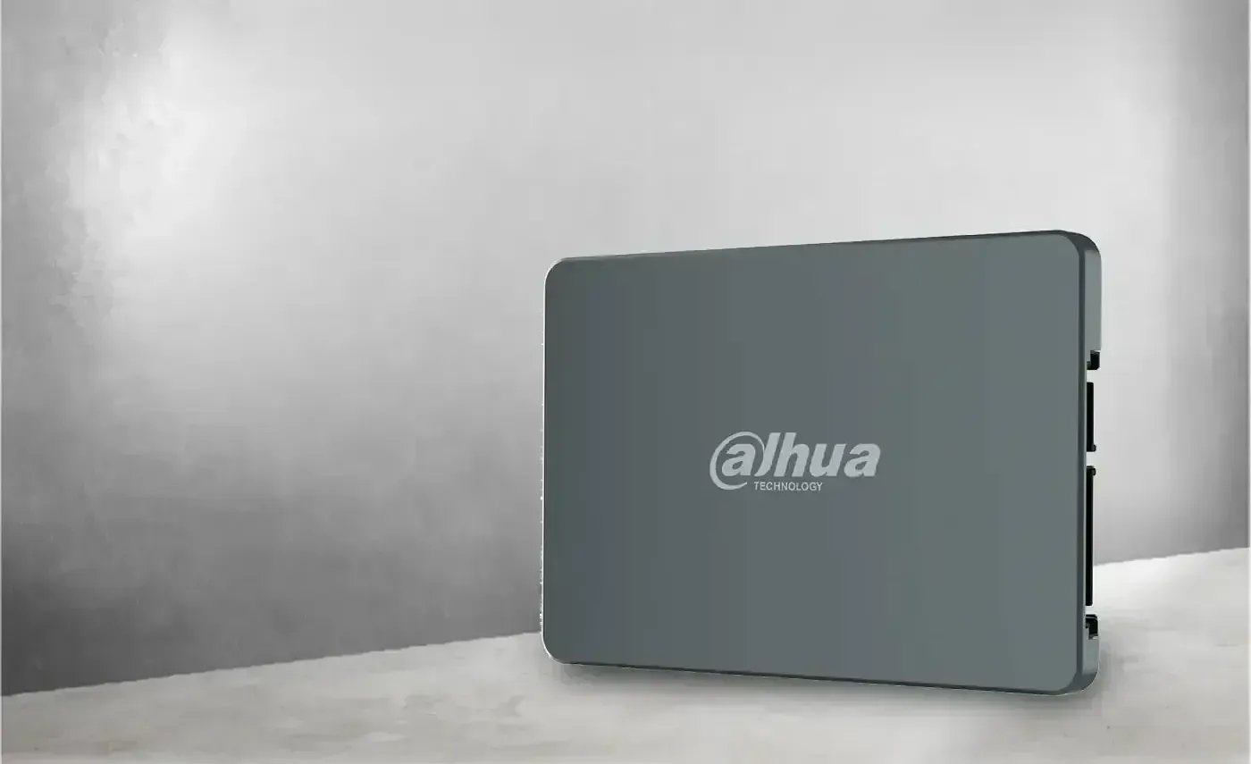 Dahua C800A SSD installed inside a desktop computer