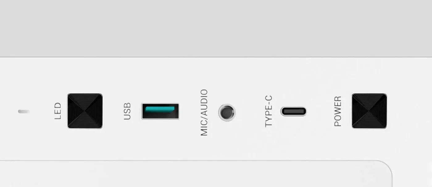Convenient top-mounted I/O panel with USB Type-C and audio ports