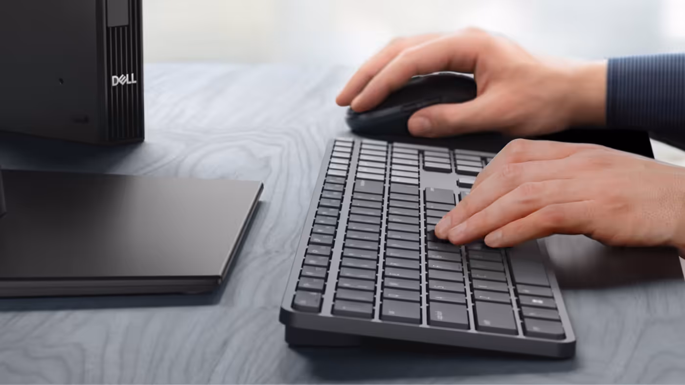 Dell Pro 7 Mouse with textured grip for comfortable and precise control