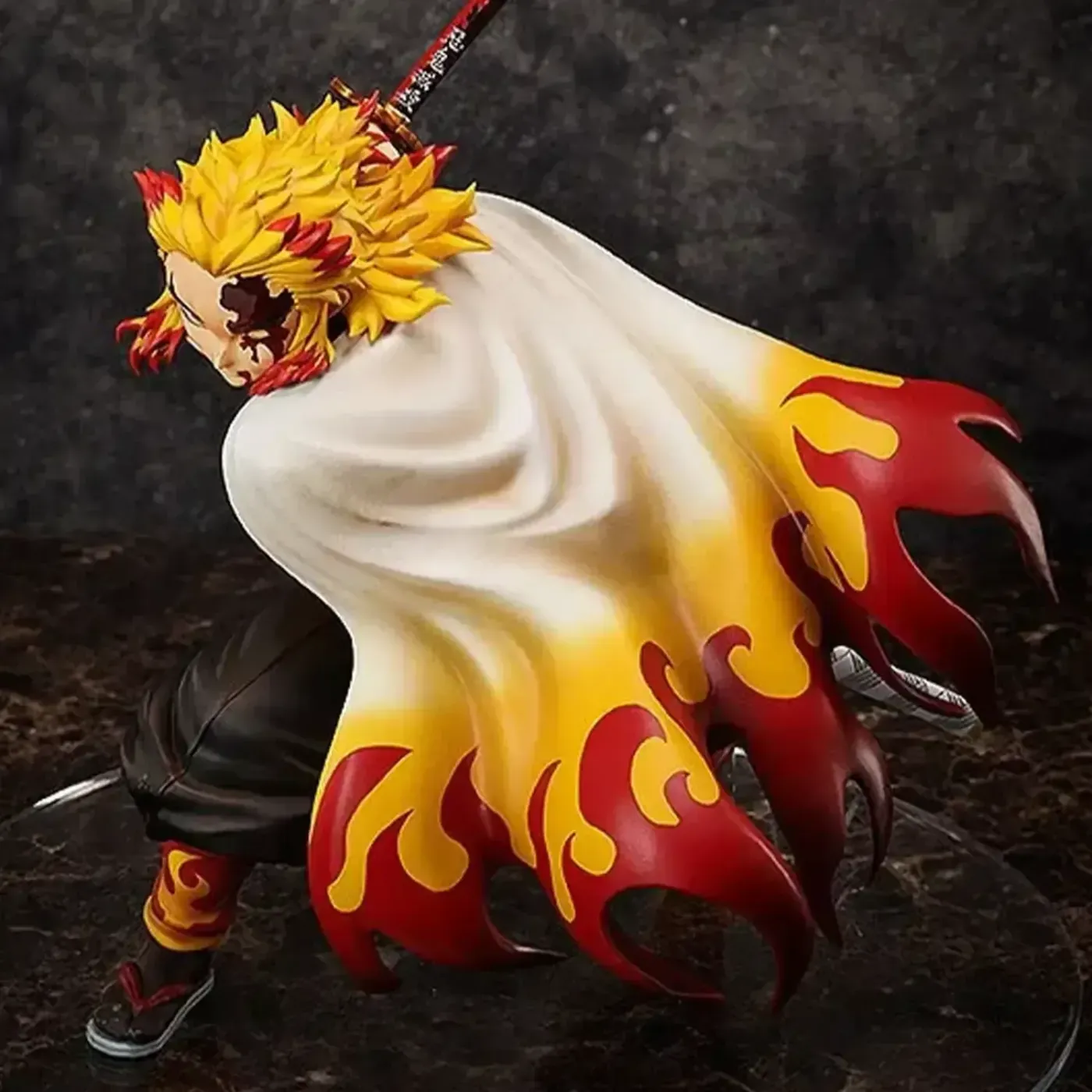 Demon Slayer Kyojuro Rengoku 1/4 scale figure in a dynamic attack pose