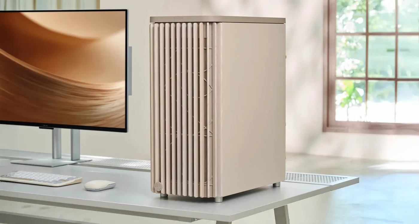 PA401 Wood Edition Beige desk setup