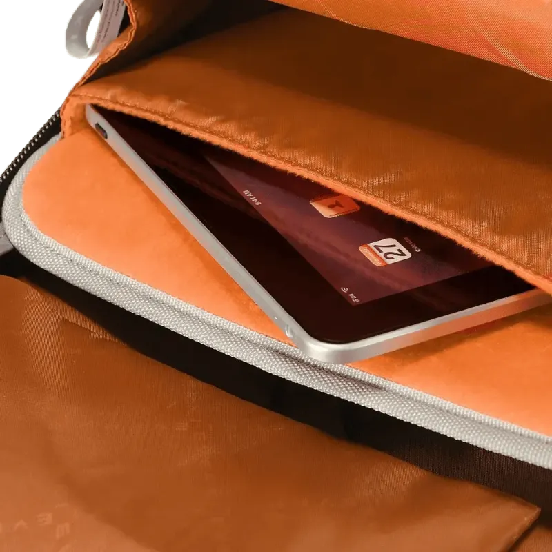 everki-flight-ekp119-notebook-backpack-1000px-v0007.webp everki-flight-ekp119-notebook-backpack-1000px-v0007.webp