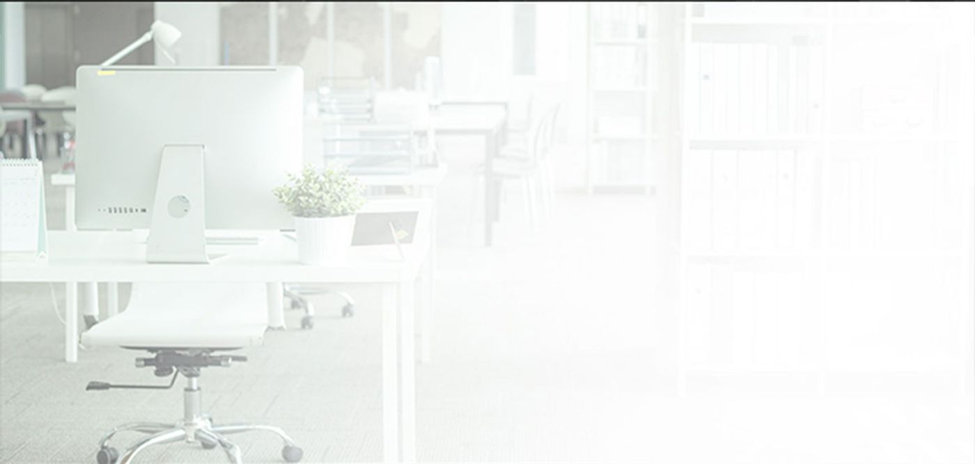 Evetech BASE case alongside office peripherals with its front ports visible