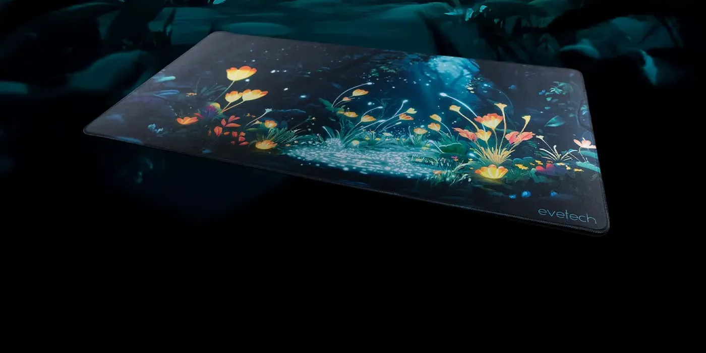 Close view of the Evetech Glimmer mousepad fabric surface and artwork