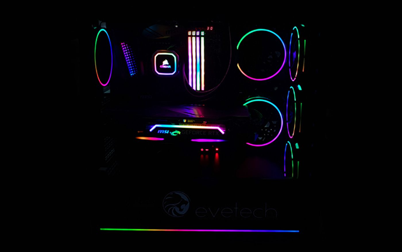 Close-up of the 5mm tempered glass panel edge on the Evetech TRIO case