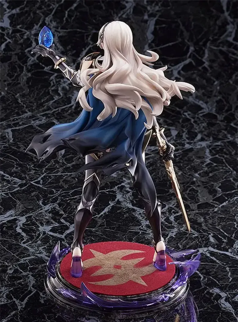 Close-up of the golden sword held by the Nohr Noble Corrin figure