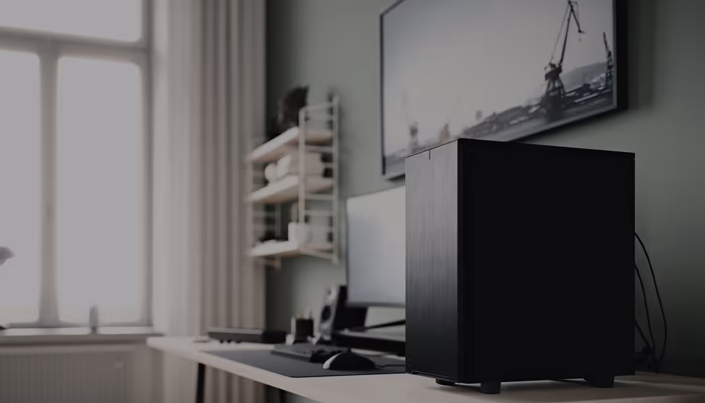 Fractal Design Define 7 Compact case showing premium brushed aluminum and tempered glass side panel