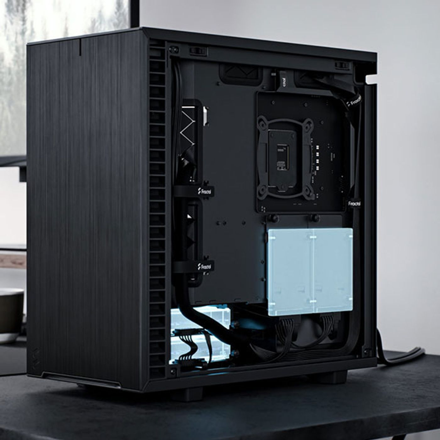 Drive bays and cable management features in the Fractal Design Define 7 Mini