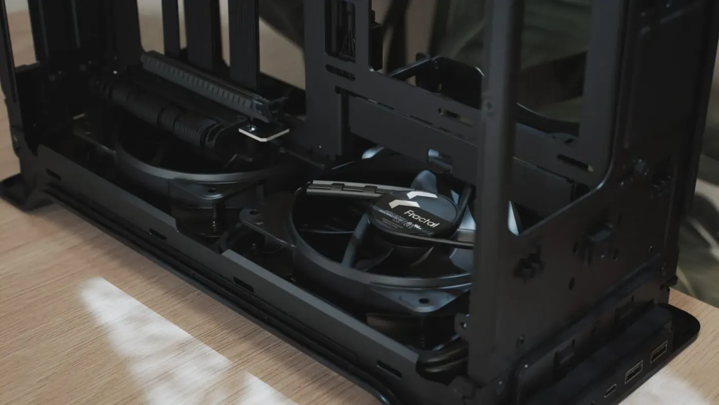 Ventilated panel design of the Fractal Design Era 2 for maximum airflow