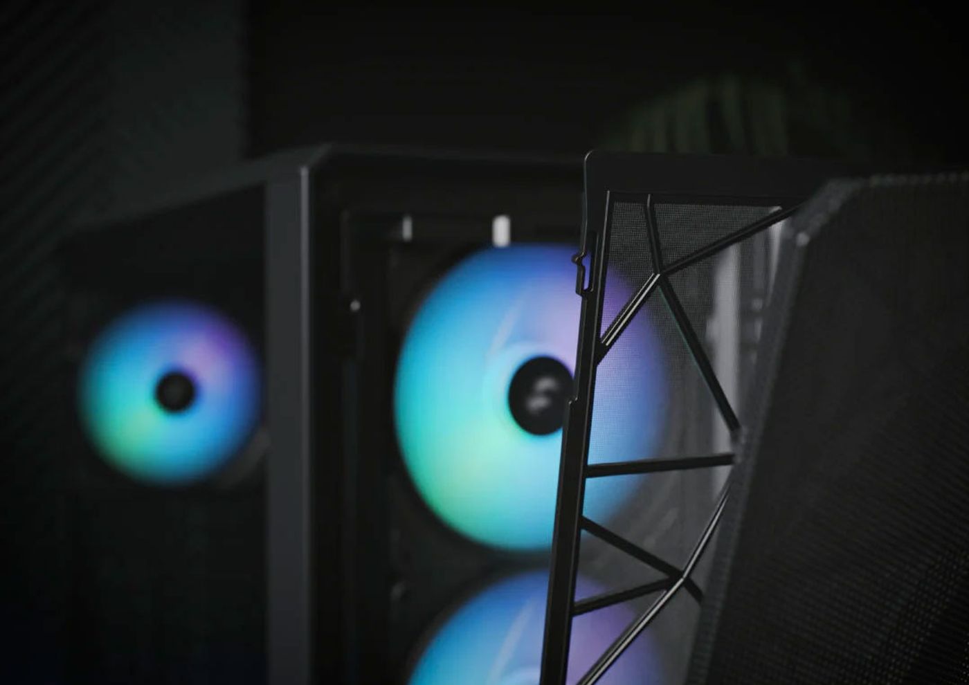 Fractal Design Meshify 2 case featuring removable front mesh and nylon dust filters