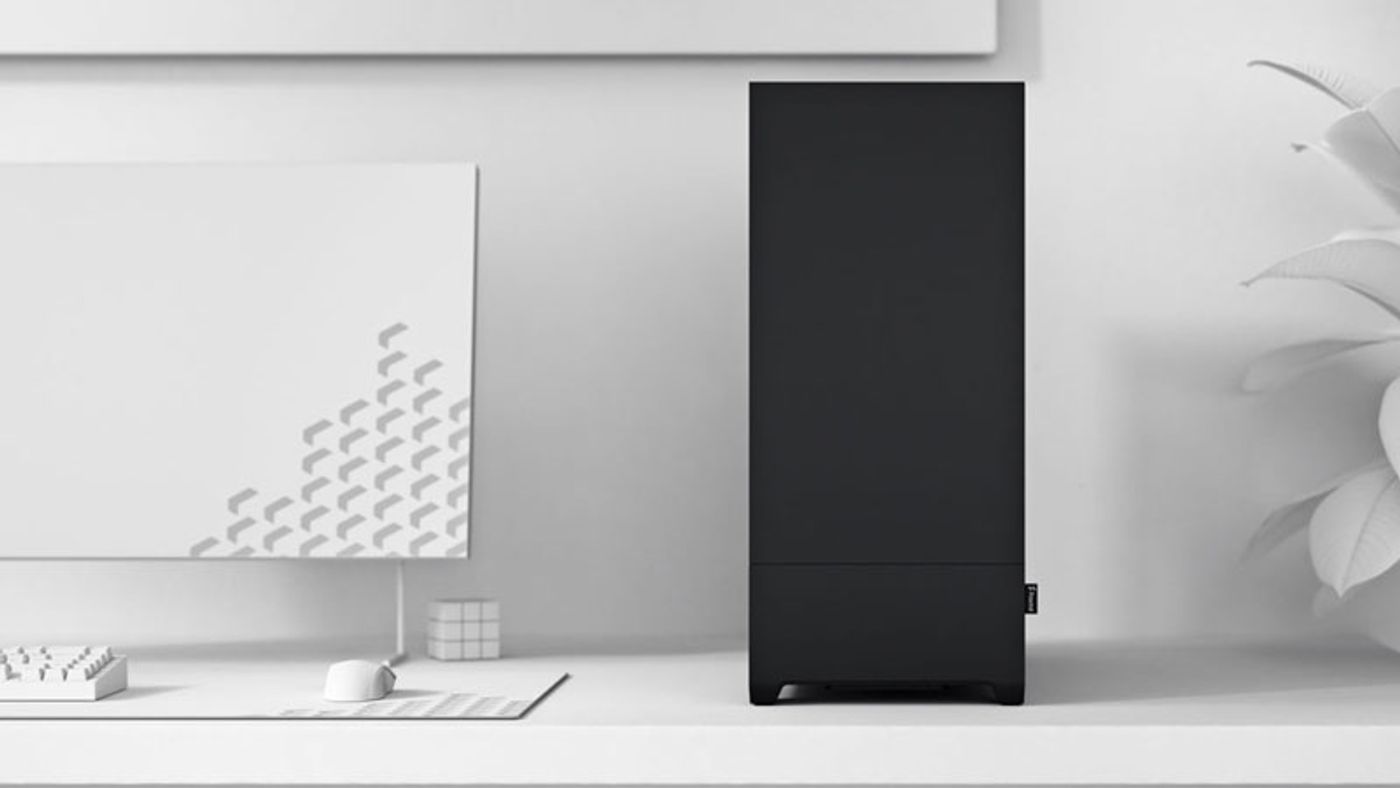 Fractal Design Pop XL Silent Case in Black showcasing refined aesthetics