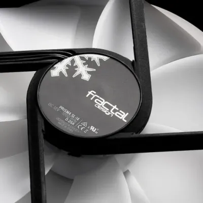True FDB bearings in a Fractal Design fan designed for quiet operation and longevity