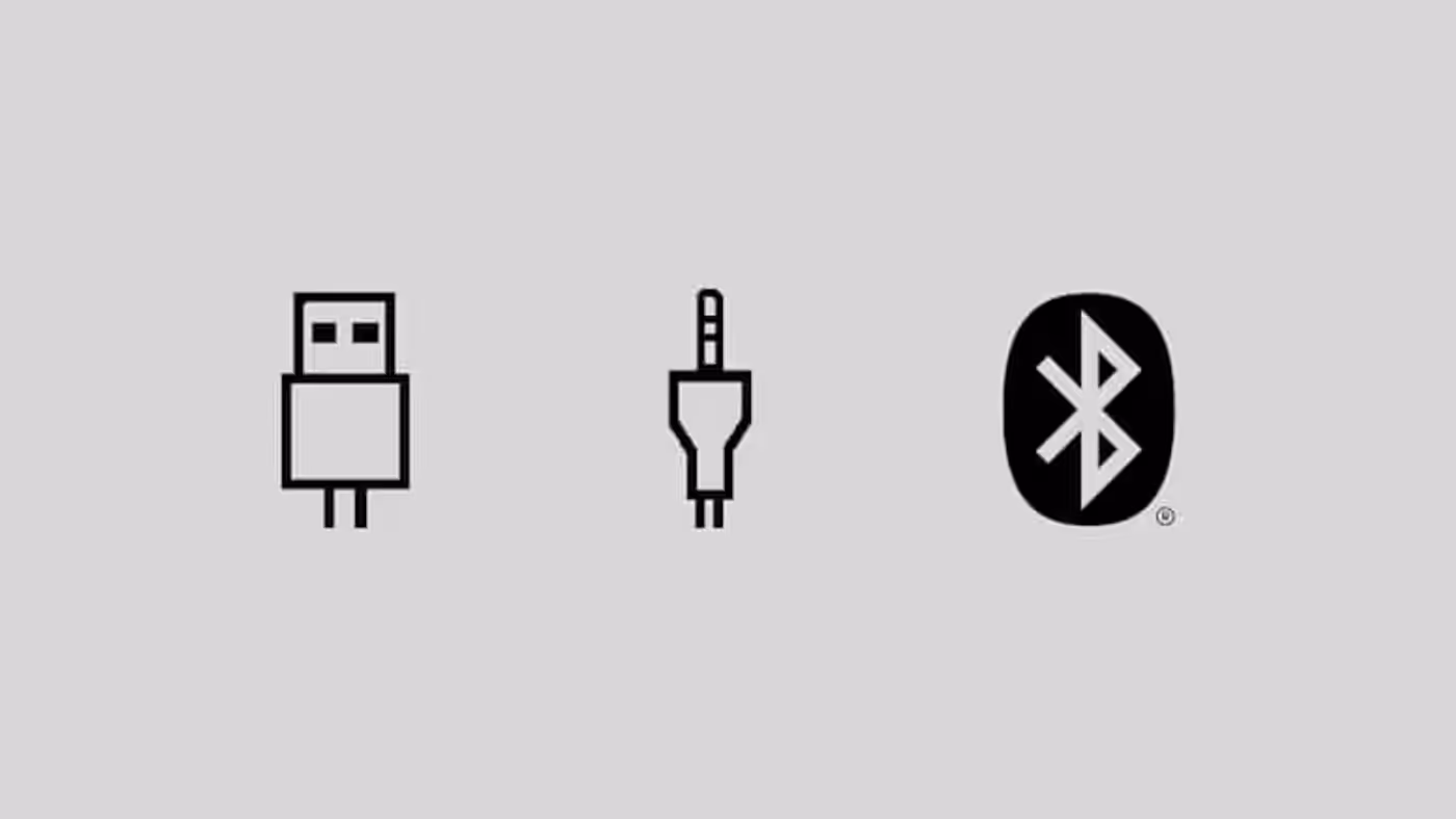 Connectivity ports showing USB, 3.5mm, and Bluetooth support options