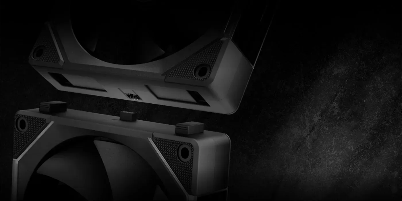 Gamdias Aeolus P2-1203U case fan showing the cableless daisy chain connection mechanism