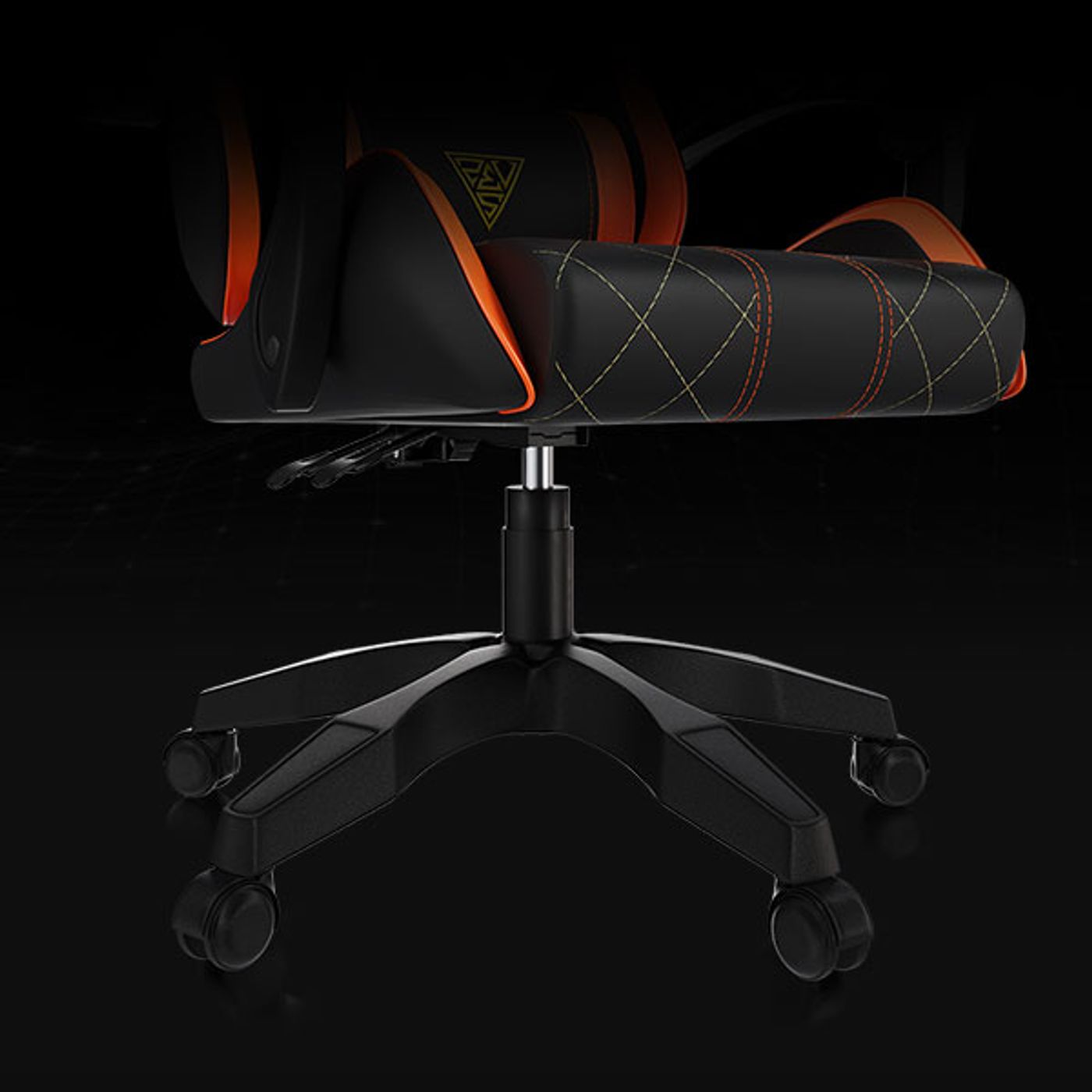 Five-star nylon base with durable racing wheels