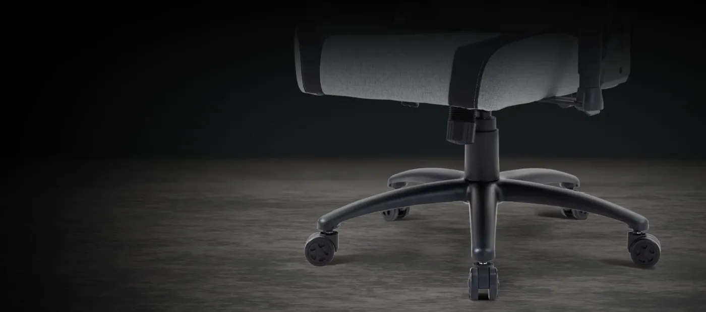 Sturdy five-star steel base and gas lift mechanism of ZELUS M4 chair