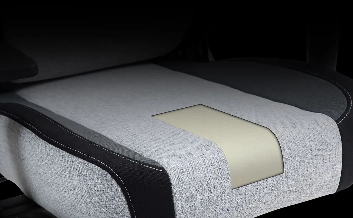 High-density foam seat design for the Gamdias ZELUS M4 Weave chair