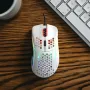 glorious-model-d-ergonomic-mouse-glossy-white-1500px-v1-0004.webp