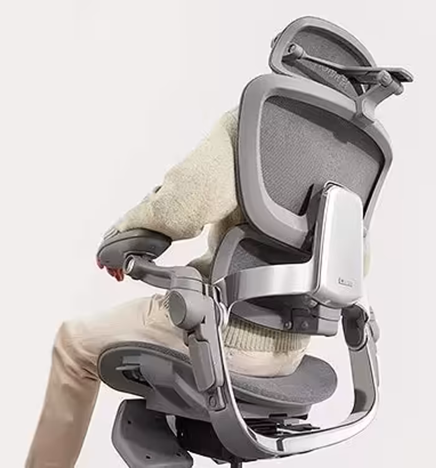 Video demonstrating the 19 adjustment points of the Hinomi H2 Pro ergonomic chair.